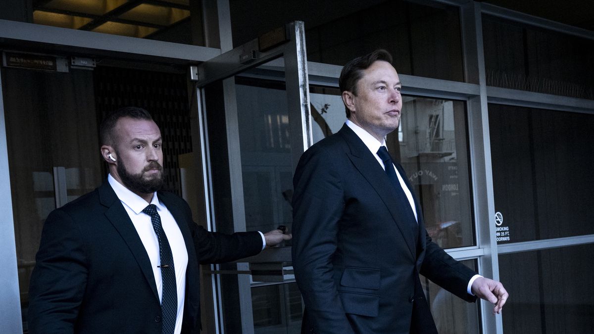 Kierowana przez Elona Muska Tesla zwolniła pracowników, którzy chcieli założyć związek zawodowy