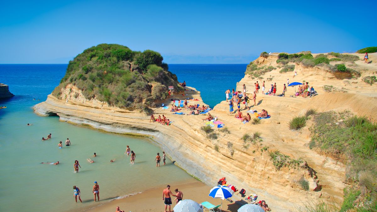 Plaża Canal d’amour na Korfu