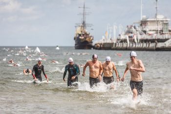 Sopot: Pływacki weekend w mieście. Najpierw wyścig a później maraton