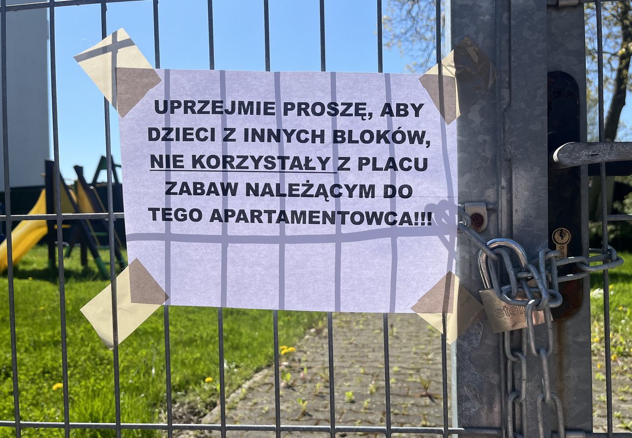 Era prywatnych placów zabaw. "Kultura segregacji i wykluczenia"