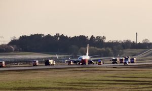 Awaryjne lądowanie Ryanair na lotnisku w Berlinie. Przyczyny nieznane