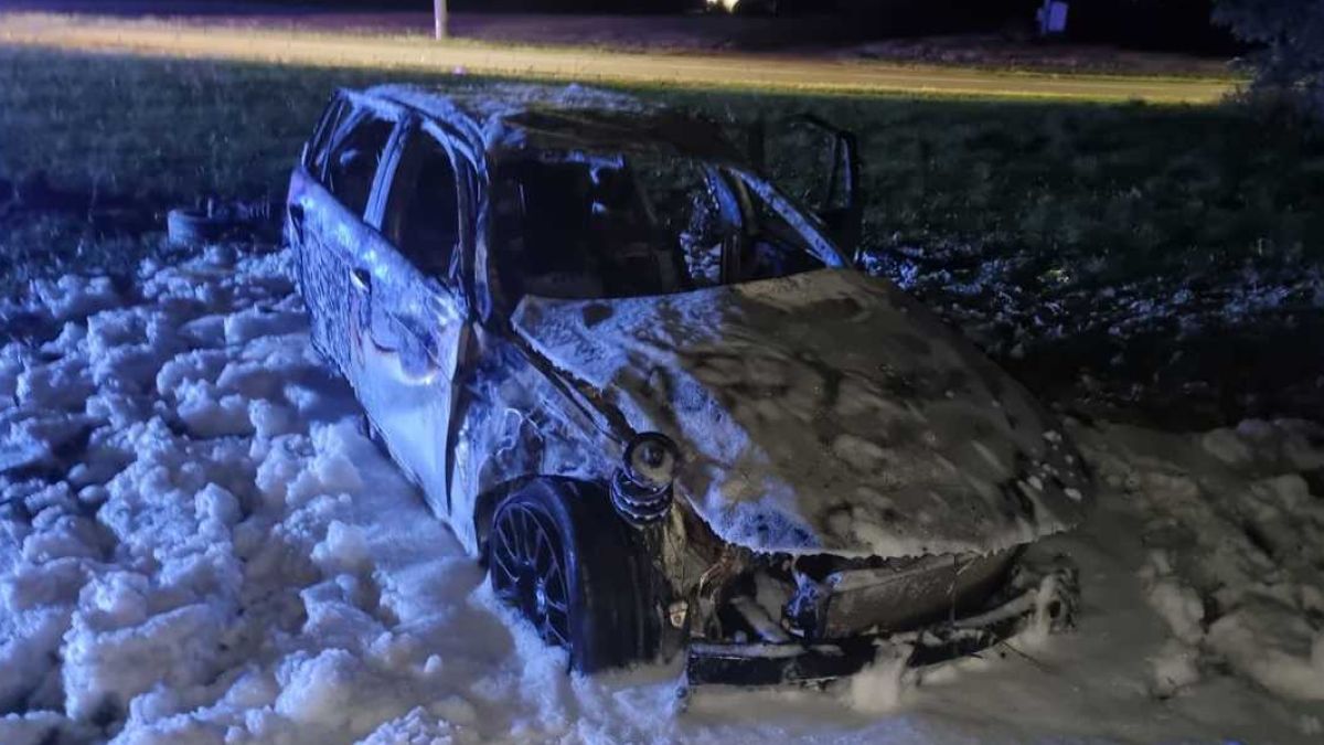 Samochód stanął w płomieniach