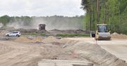 Przez 5 miesięcy wykonali 20 proc. zaplanowanych prac. Za ponad rok kierowcy w końcu ekspresowo ominą Niemce