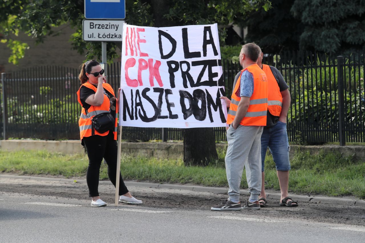 Protest mieszkańców przeciwko budowie Centralnego Portu Komunikacyjnego