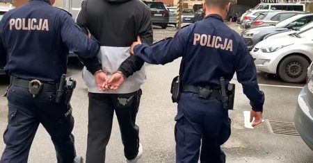 Groził nożem ekspedientce w sklepie. Może spędzić 12 lat za kratkami