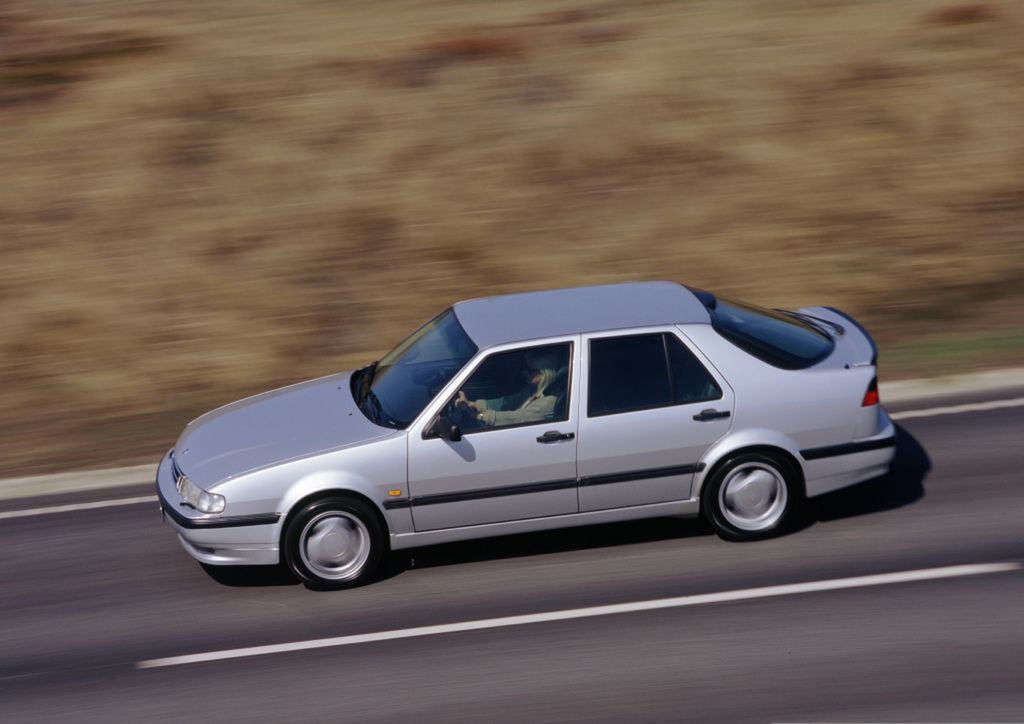 Saab 9000 powoli staje się klasykiem
