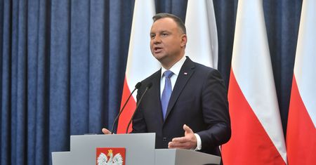 Prezydent o "niepokojących sygnałach". Ma propozycję ws. Pegasusa