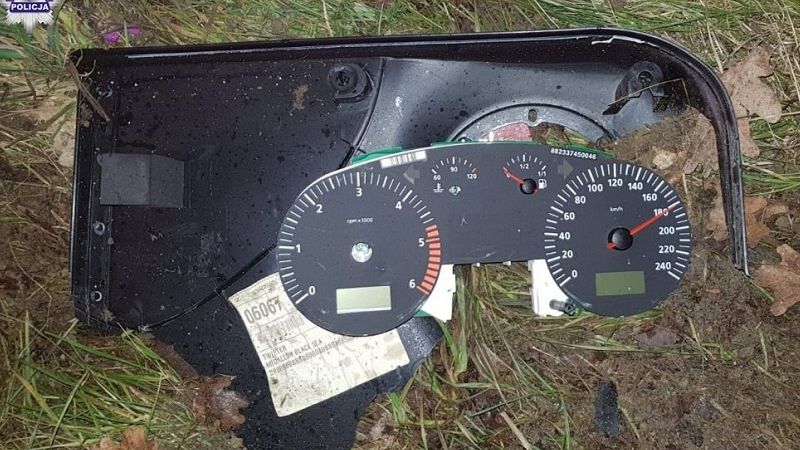 Wypadek w m. Stara Dąbia. Licznik auta zatrzymał się na 180 km/h