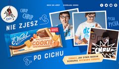 Cyber Marian chrupie, a chłopiec na zebrze pomaga nauczycielce w kampanii czekolady Wedel Cookie (wideo)