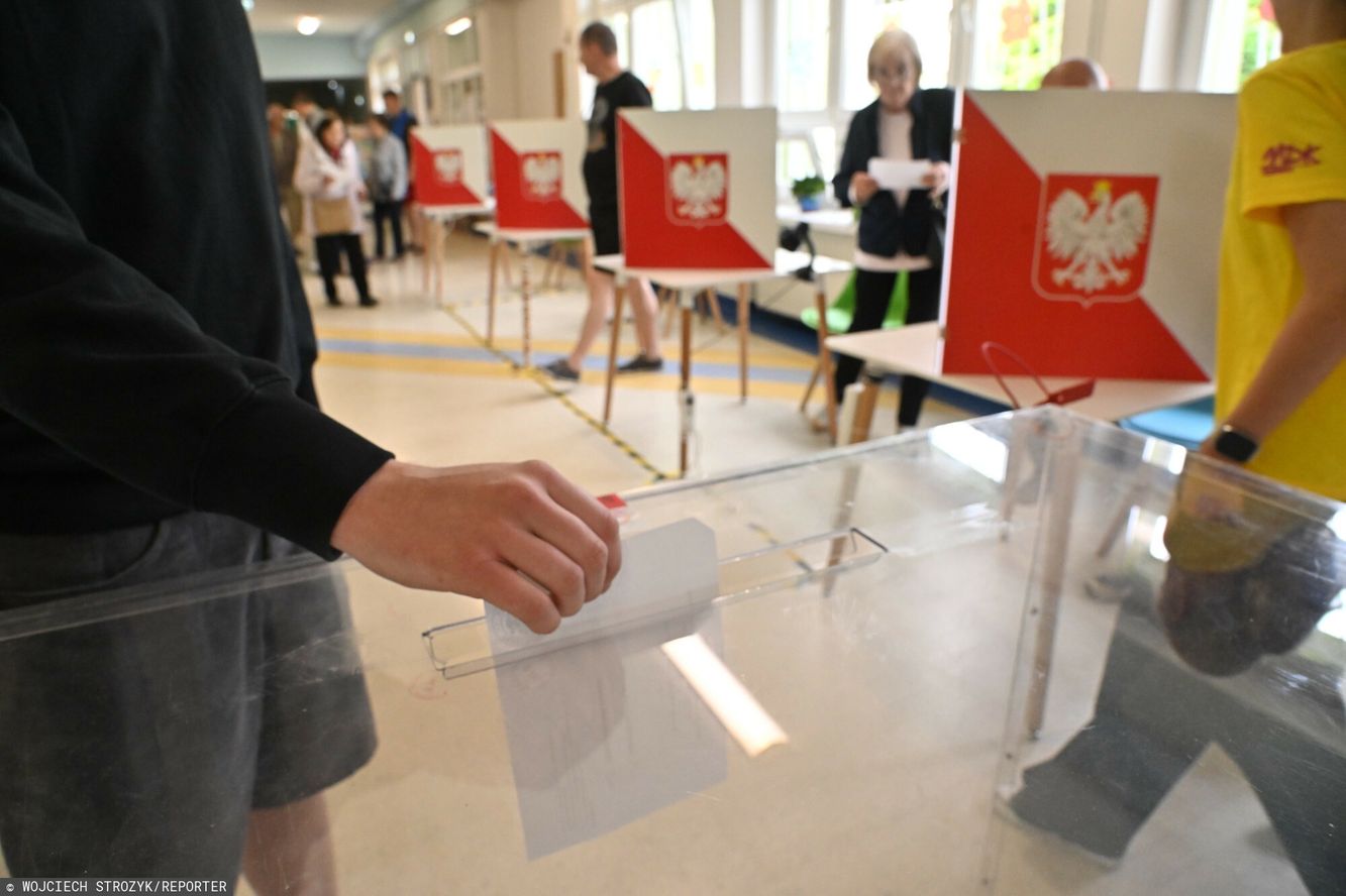 Kontrowersje wokół wyborczej aplikacji. PKW odpowiada. Sprawa trafiła do ABW