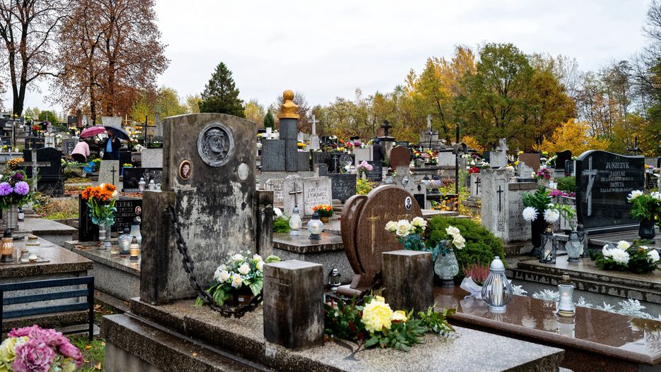 Cmentarze zamknięte we Wszystkich Świętych