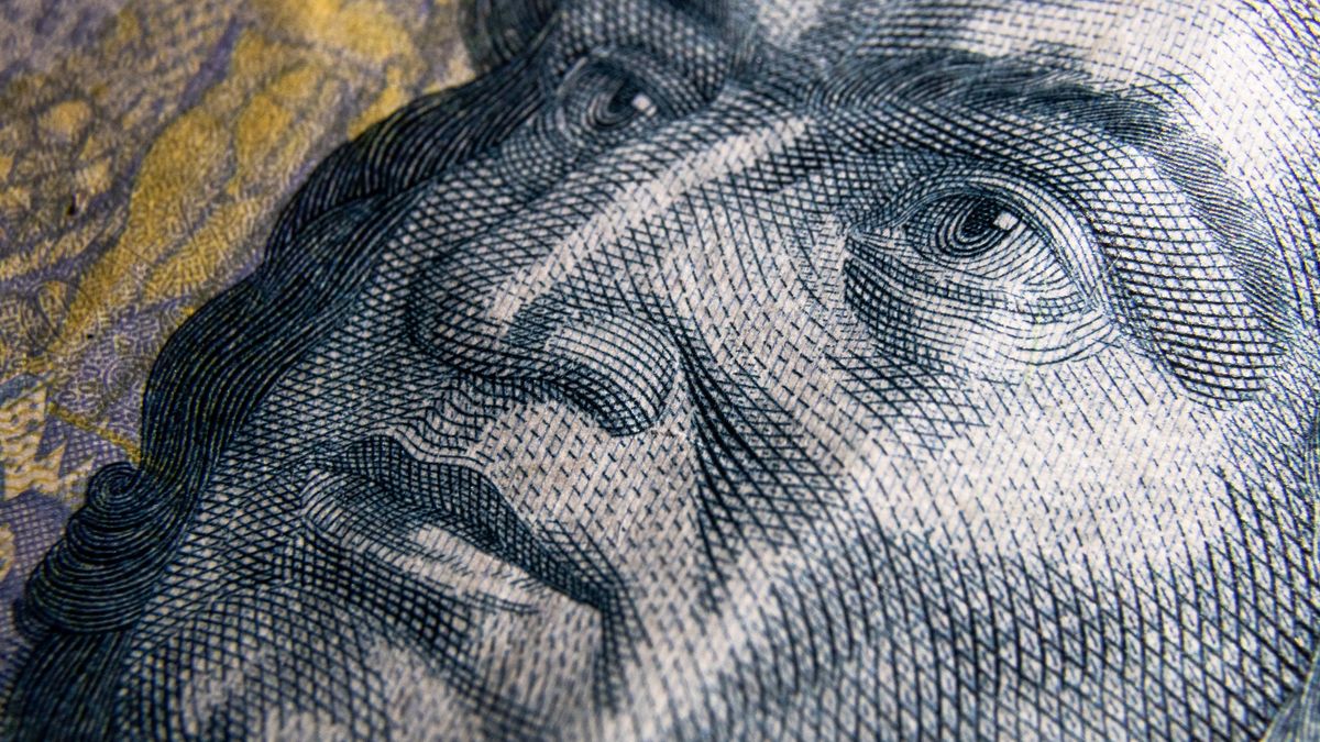 Bank Węgier musi ratować forinta