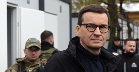 Polska nie chce płacić za szczepionki. W tej bitwie jesteśmy sami