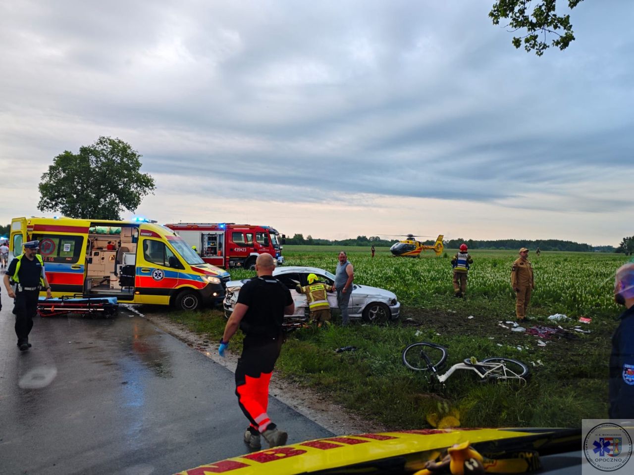 Wjechał bmw w pięciu nastolatków na rowerach. "Masakryczny widok"
