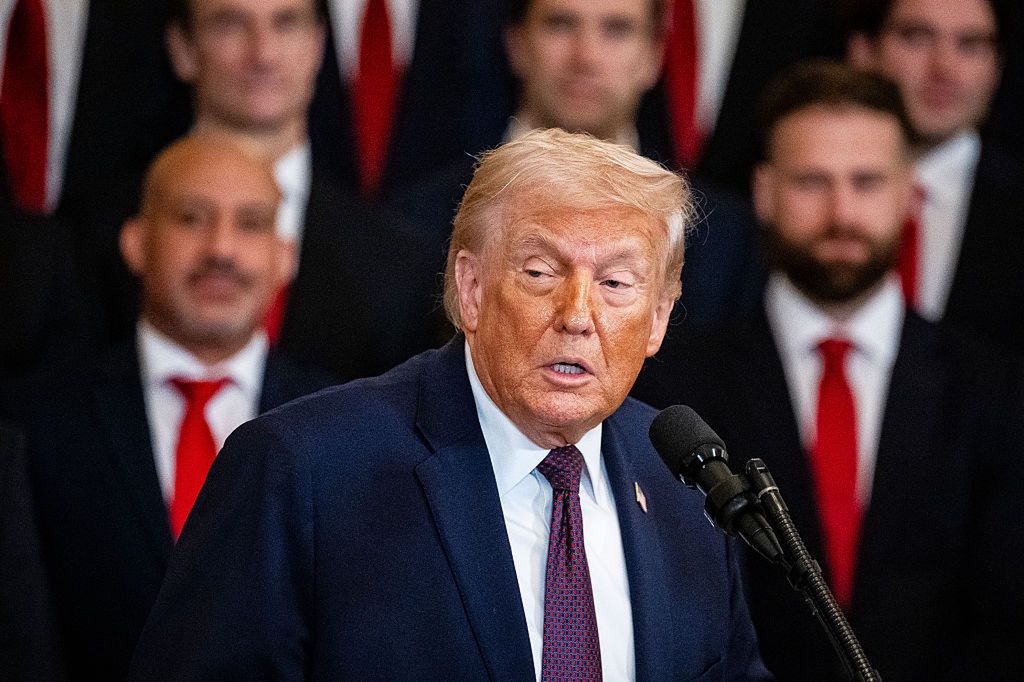 wiadomości,aktualności,WP Wiadomości Wojna celna z Trumpem. Europa wytoczy 