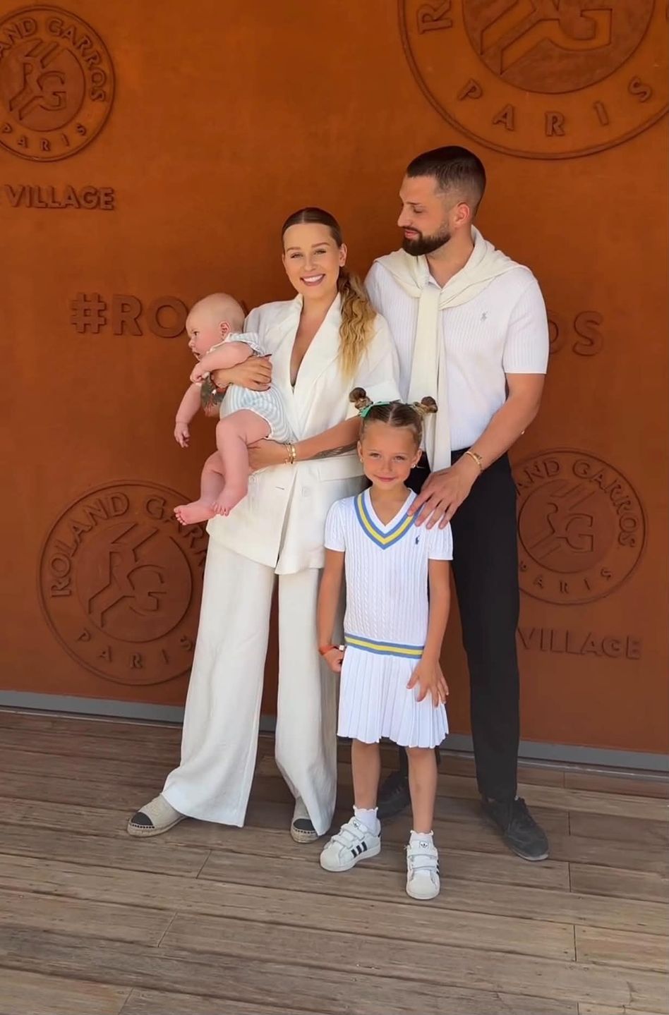 Andziaks i Luka z dziećmi na Roland Garros