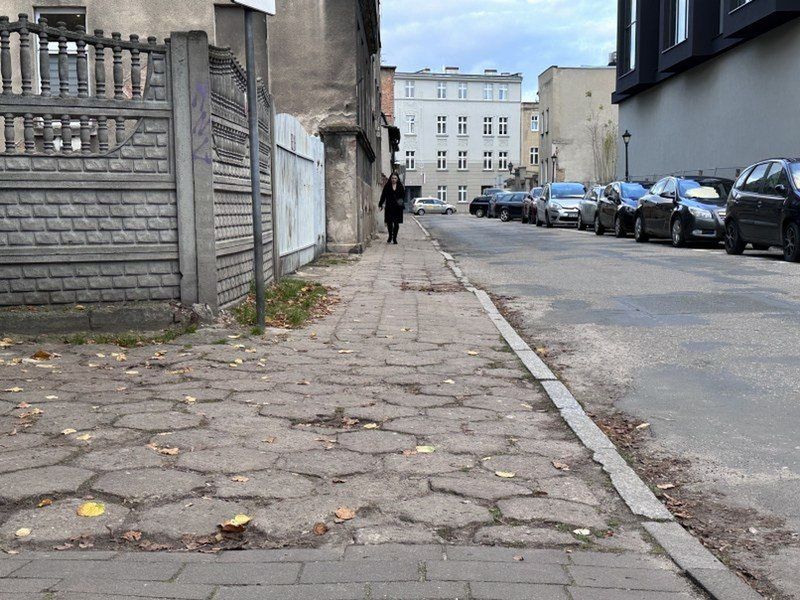Remont Królowej Jadwigi w Lesznie