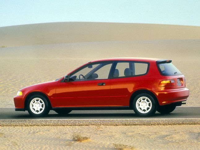 W 1991 roku debiutuje popularne jajko, czyli Civic piątej generacji