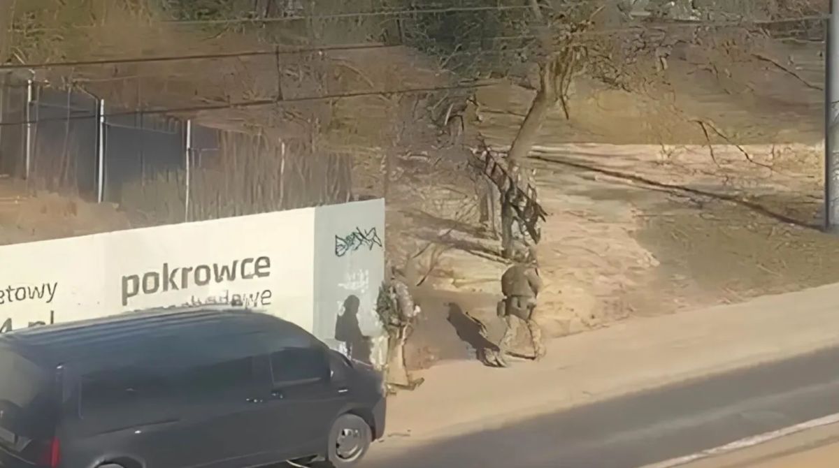 Kontrterroryści w akcji. Co się wydarzyło na Warszawskiej?