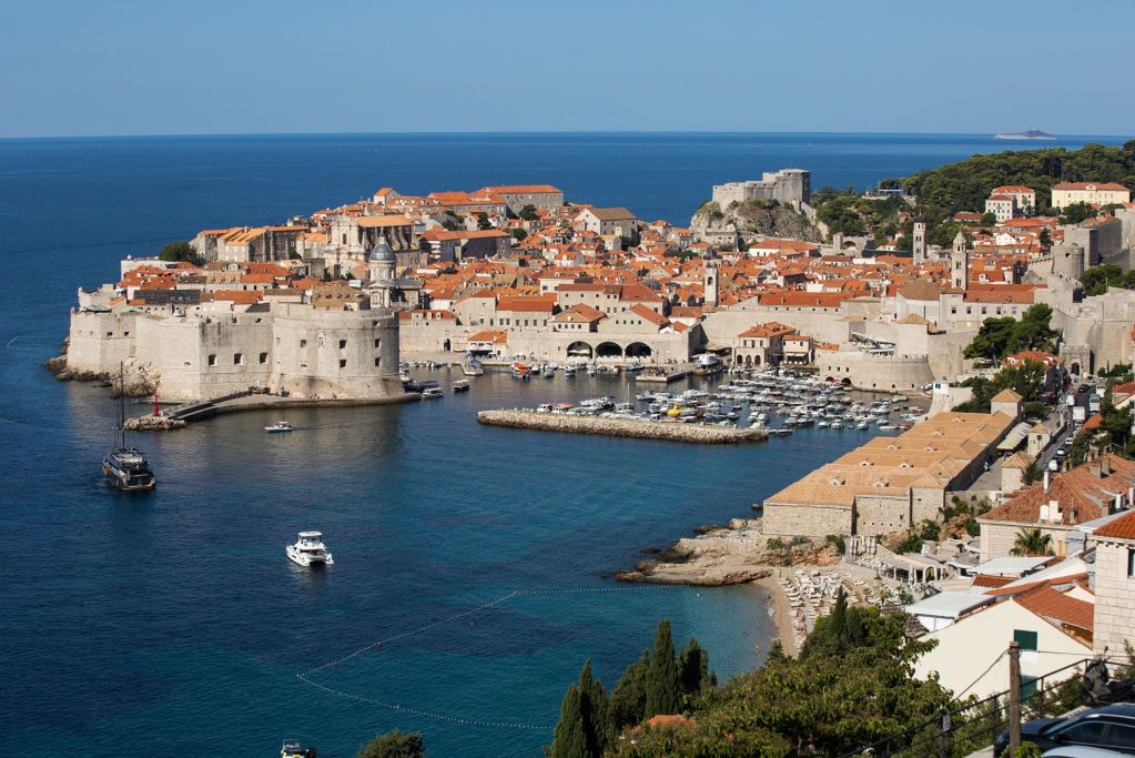 Croatian short taxi trip costs Italian tourists €550, sparks backlash