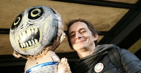 X-kom odwołał emisję horroru z Jasiem Kapelą. "Błędny wybór"