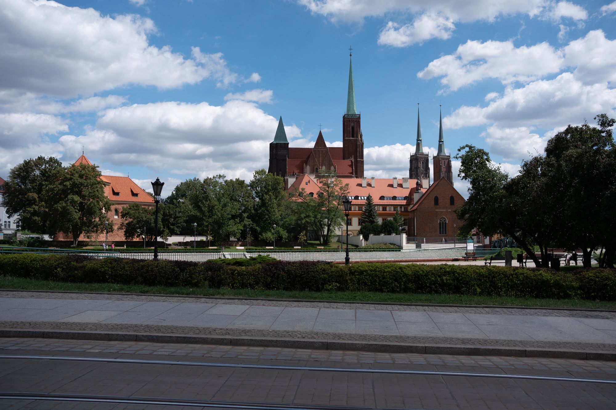 Fujifilm X-T100, czyli amatorski maluch nie tylko dla początkujących [recenzja] 3