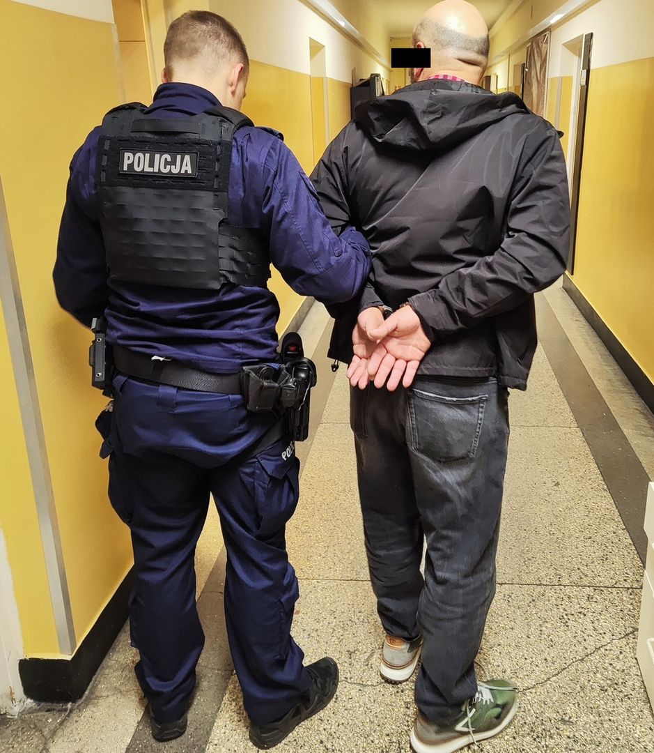 Fot. Licencjodawca. Włamywali się do samochodów