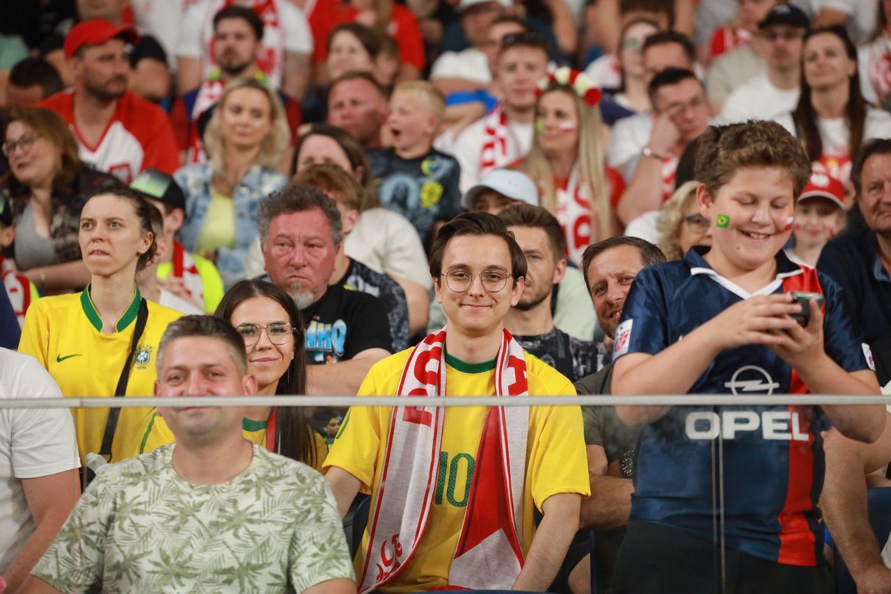 Mecz gwiazd Polska-Brazylia w Chorzowie. Stadion Śląski pełen kibiców