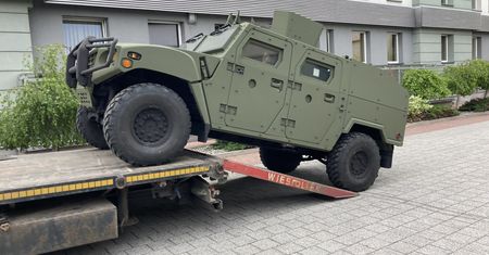 Legwany dopłynęły do Gdańska. To pierwsza taka dostawa dla polskiej armii