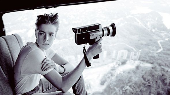 Zobacz, jak politycy i gwiazdy potrafią fotografować 1