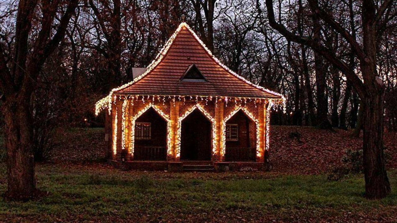 Głogów: Na ulicach trwa rozwieszanie iluminacji. Będzie ich więcej