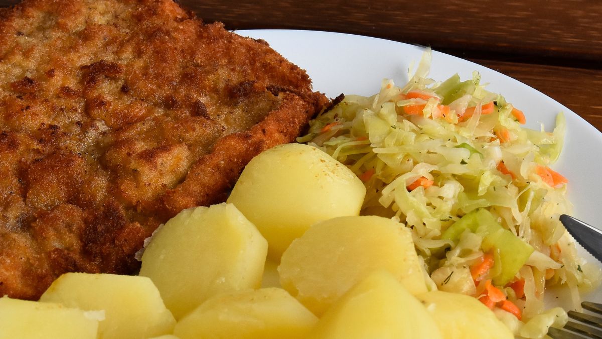 Surówka do schabowego z marchewką i kapustą