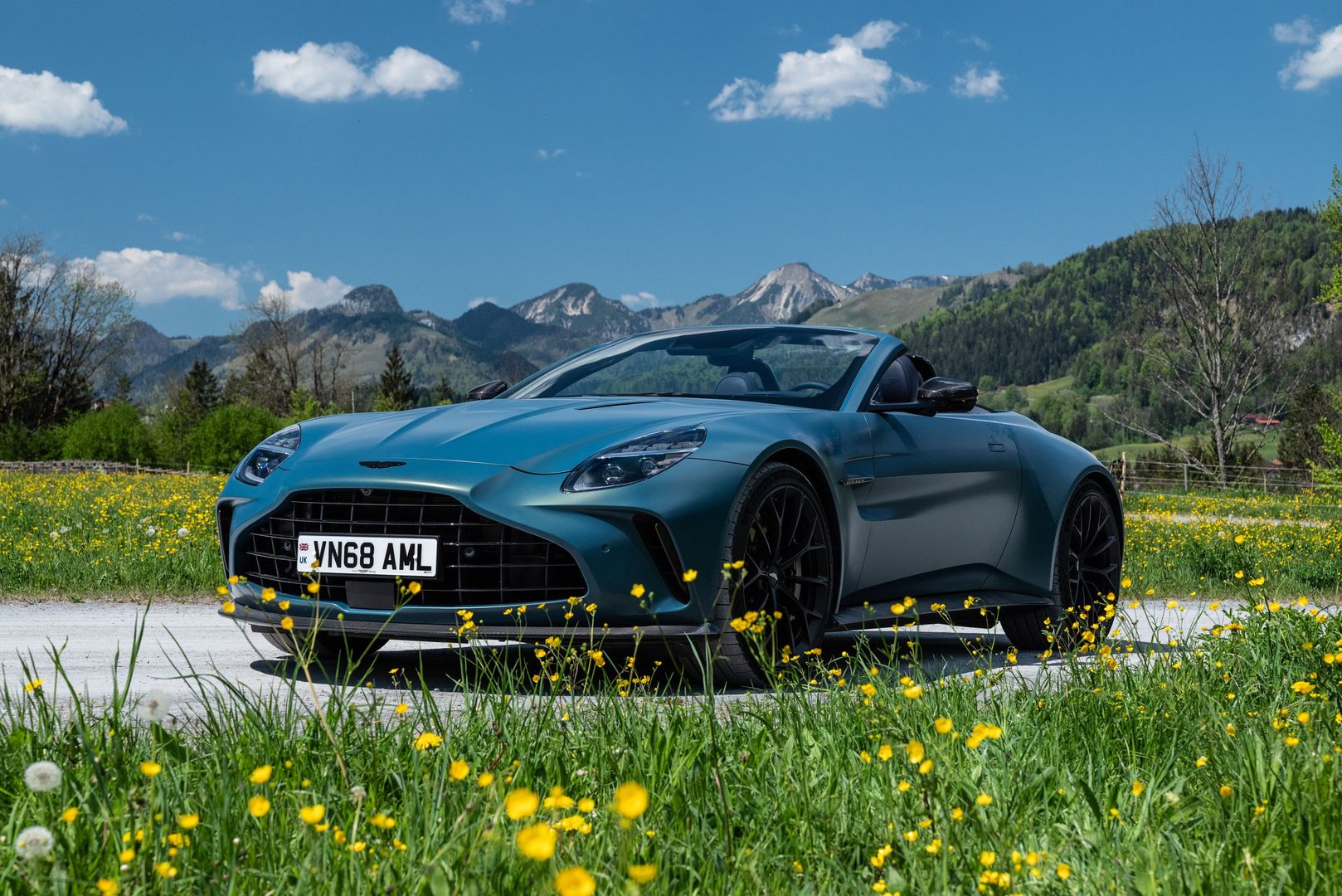 Aston Martin Vantage Roadster