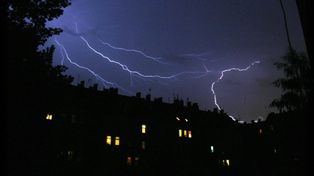 Instytut Meteorologii i Gospodarki Wodnej wydał alerty II stopnia przed burzami nad Legnicą i okolicą