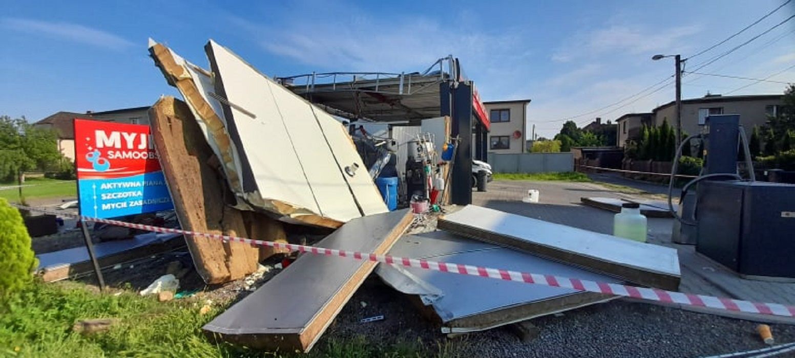 Jejkowice. Potężna eksplozja na myjni samochodowej. Zmiotło budynek 
