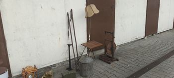 Będzin: Targ Staroci to raj dla miłośników retro przedmiotów. Jest w czym wybierać