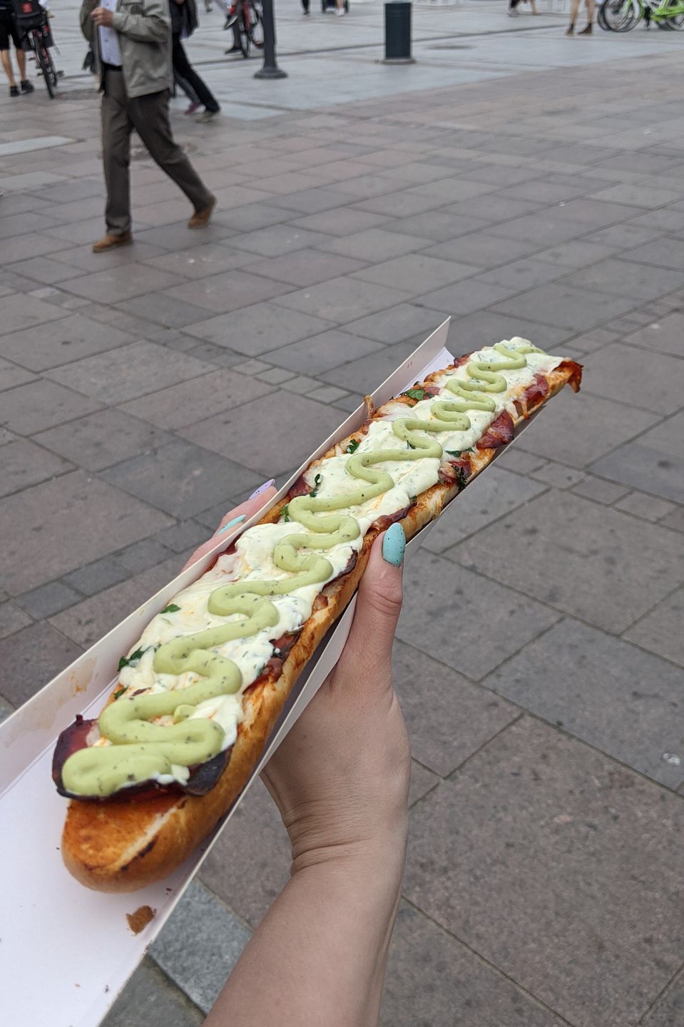 Zapiekanka z chorizo to koszt 28 zł 