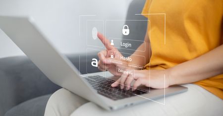 Czy jesteśmy gotowi na internet bez haseł? Allegro sprawdziło stan cyberbezpieczeństwa Polaków