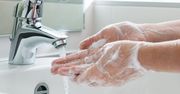 Mydło zwykłe czy antybakteryjne? Sprawdzamy, czym najlepiej myć ręce