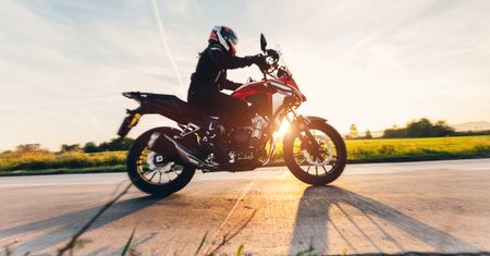 Tylko fan jazdy na motocyklu ma szansę na komplet punktów w tej krzyżówce. Podejmiesz wyzwanie?