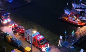 Wybuch na łodzi. Akcja ratowników w mazurskim porcie. Są poszkodowani