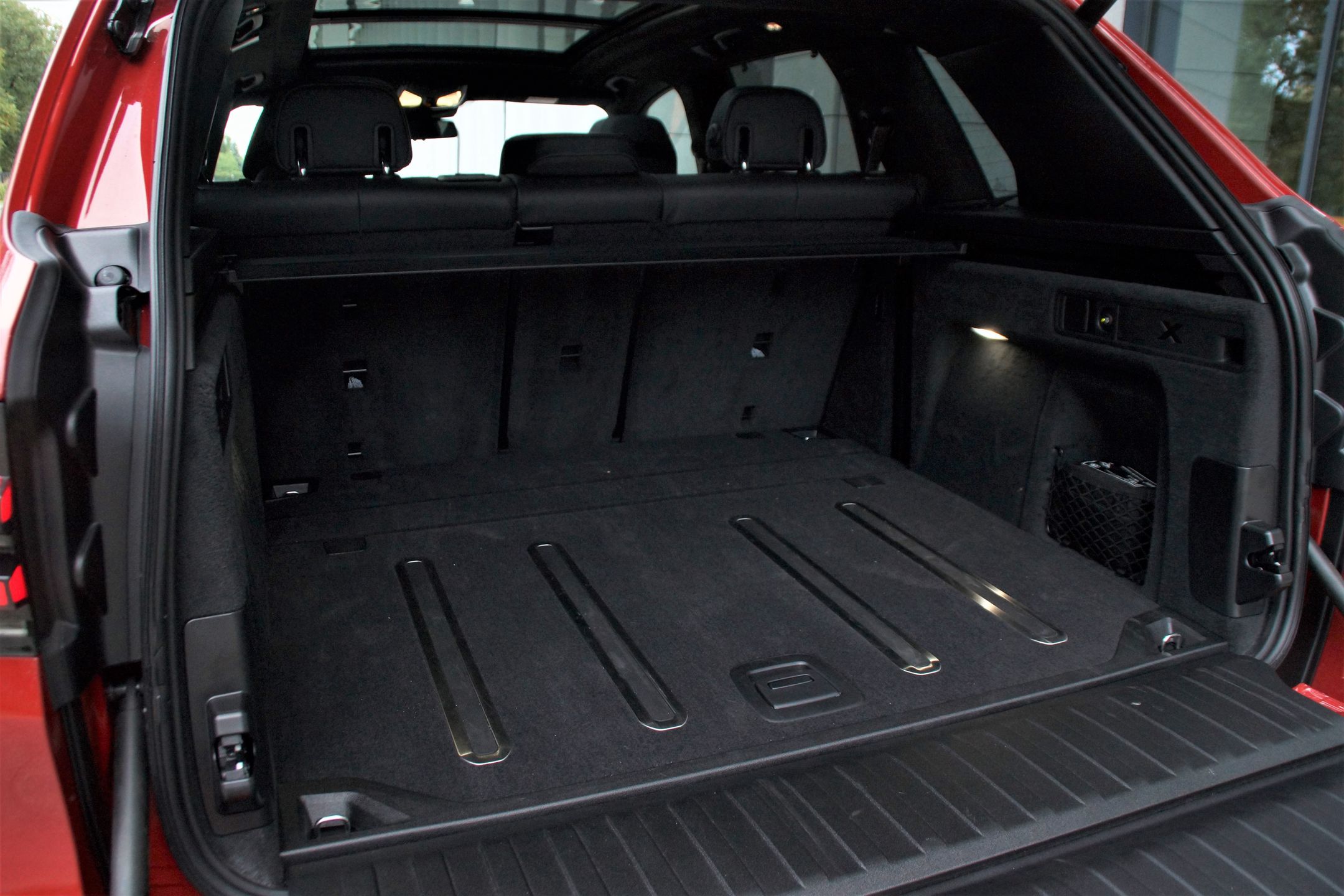 BMW X5 M60i