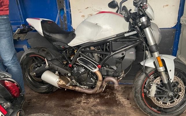 Skradzione ducati monster 797