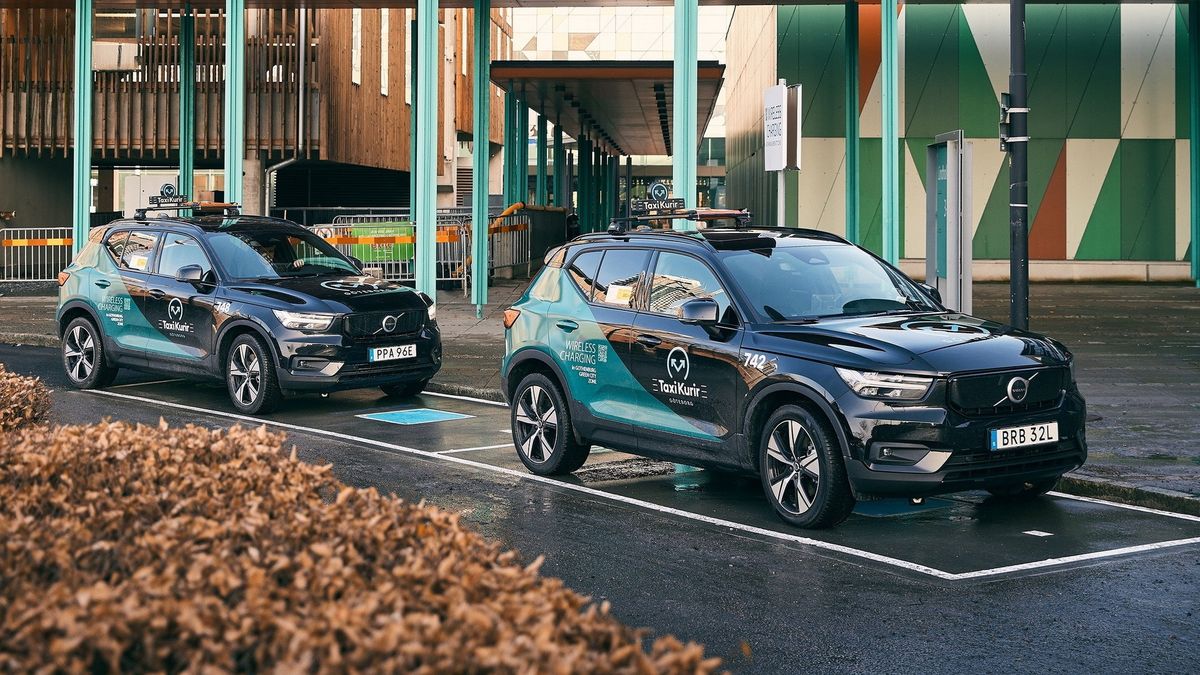 By skorzystać z ładowarki, trzeba tylko precyzyjnie zaparkować