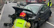Warszawa: Zderzenie ciężarówki z osobówką i busem na trasie S8