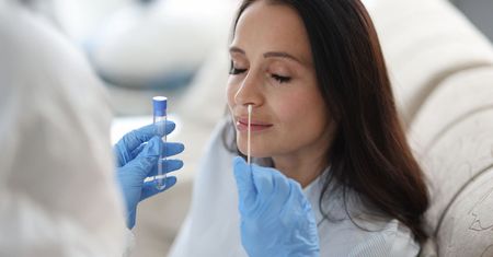 Niediagnostyczny wynik testu na obecność koronawirusa