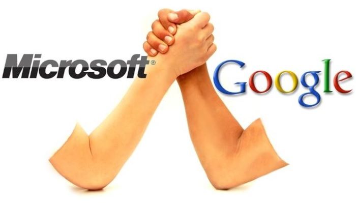 Microsoft vs Google (fot. winphonemetro)