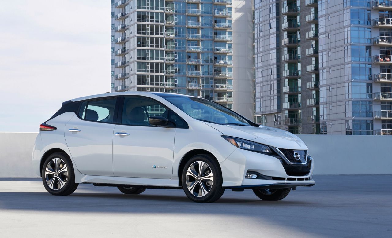 Nissan Leaf z mocniejszym napędem i większym zasięgiem. 5000 sztuk na sprzedaż