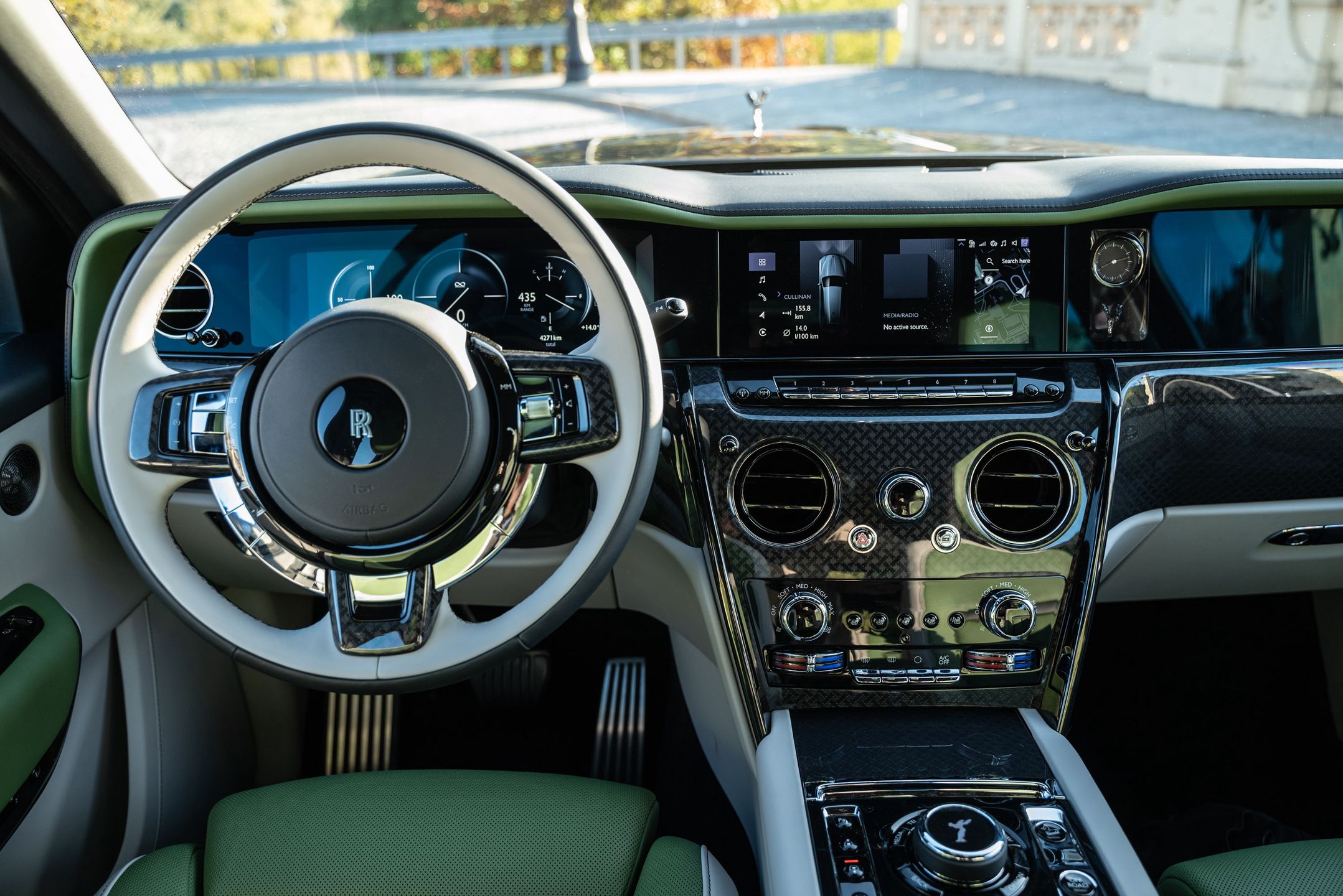 Rolls-Royce Cullinan Series II Black Badge