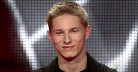 Zachwycił w "The Voice of Poland". Dziś żyje w białym małżeństwie. "Brak współżycia pomaga nam w tej drodze"